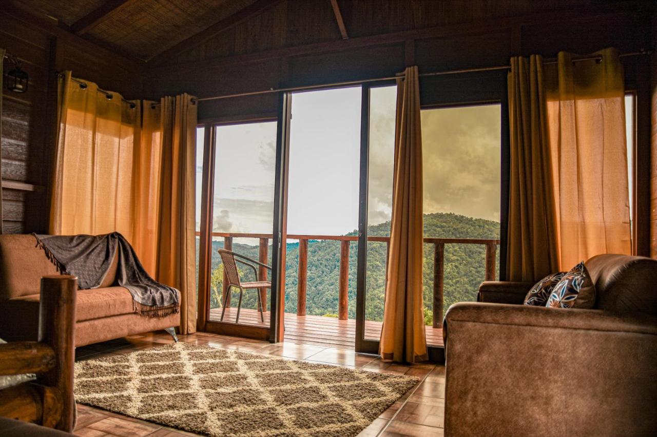 Pacuare Mountain Lodge Tres Equis Exterior photo